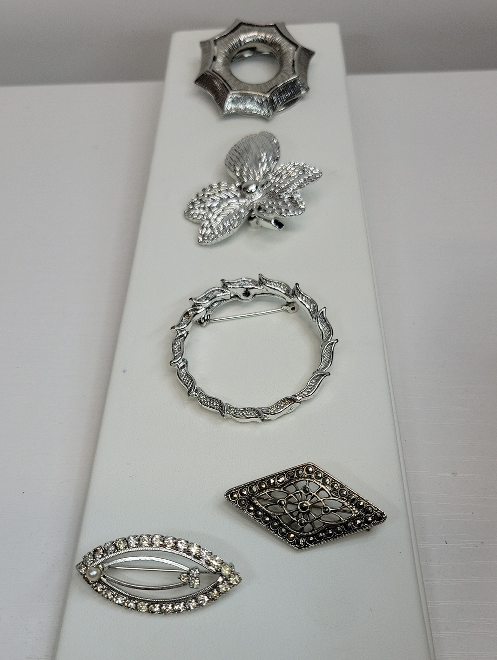 Silver  Brooch Set
